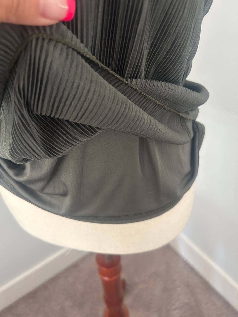 J. Crew Olive Green Pleated Sleeveless Tank Top - Picture 7 of 10